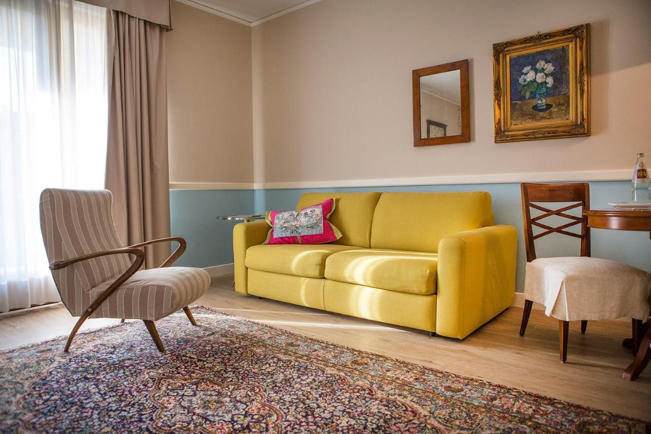 Hotel Regina Adelaide Garda  Esterno foto