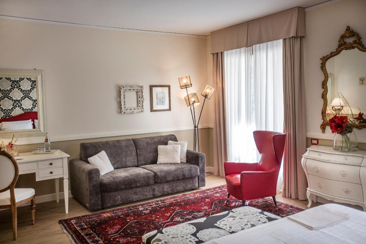 Hotel Regina Adelaide Garda  Esterno foto