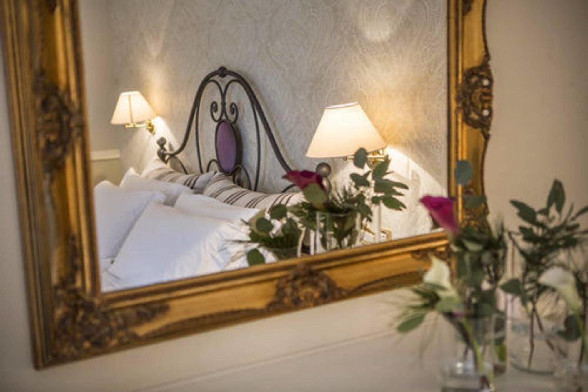 Hotel Regina Adelaide Garda  Esterno foto
