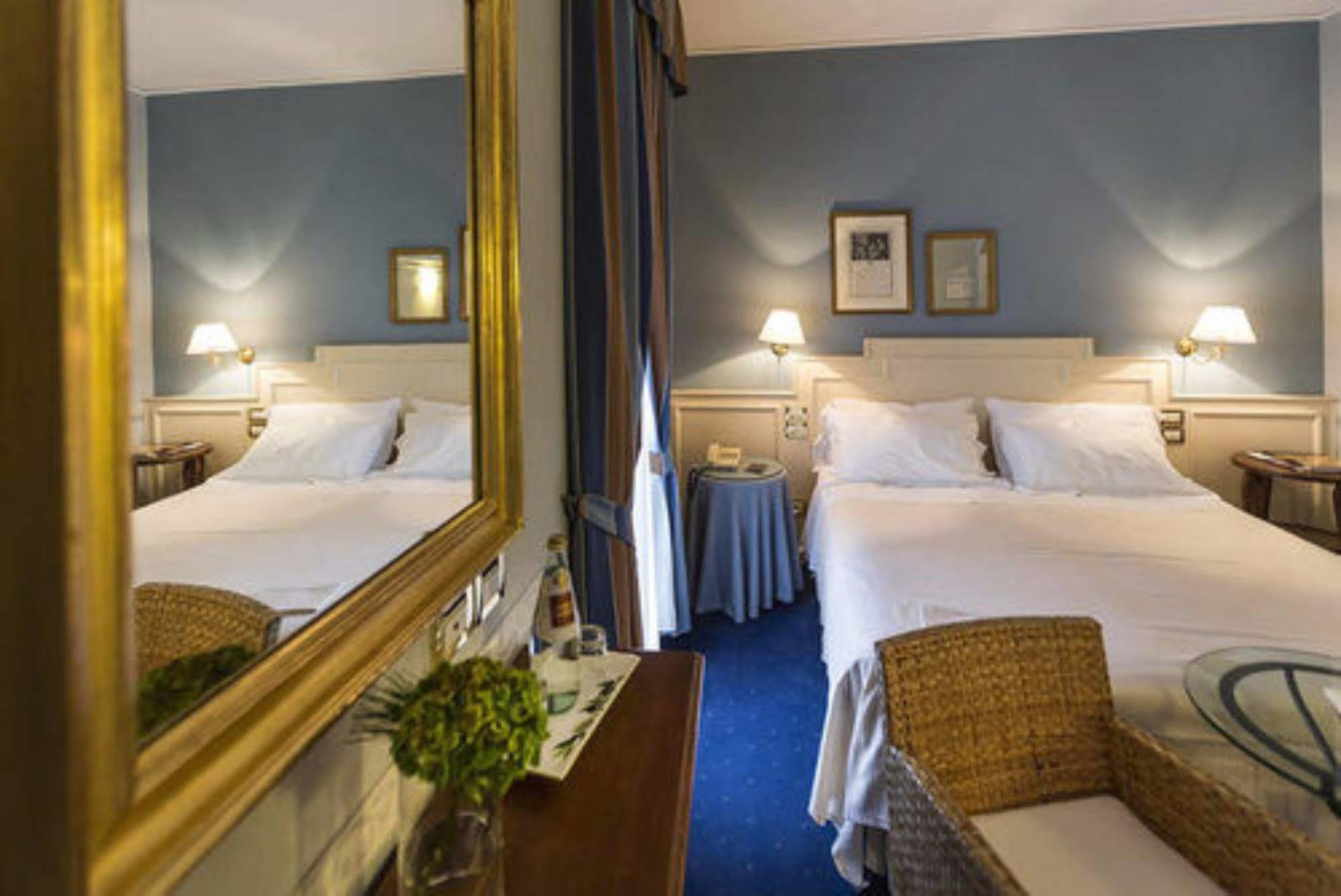 Hotel Regina Adelaide Garda  Esterno foto