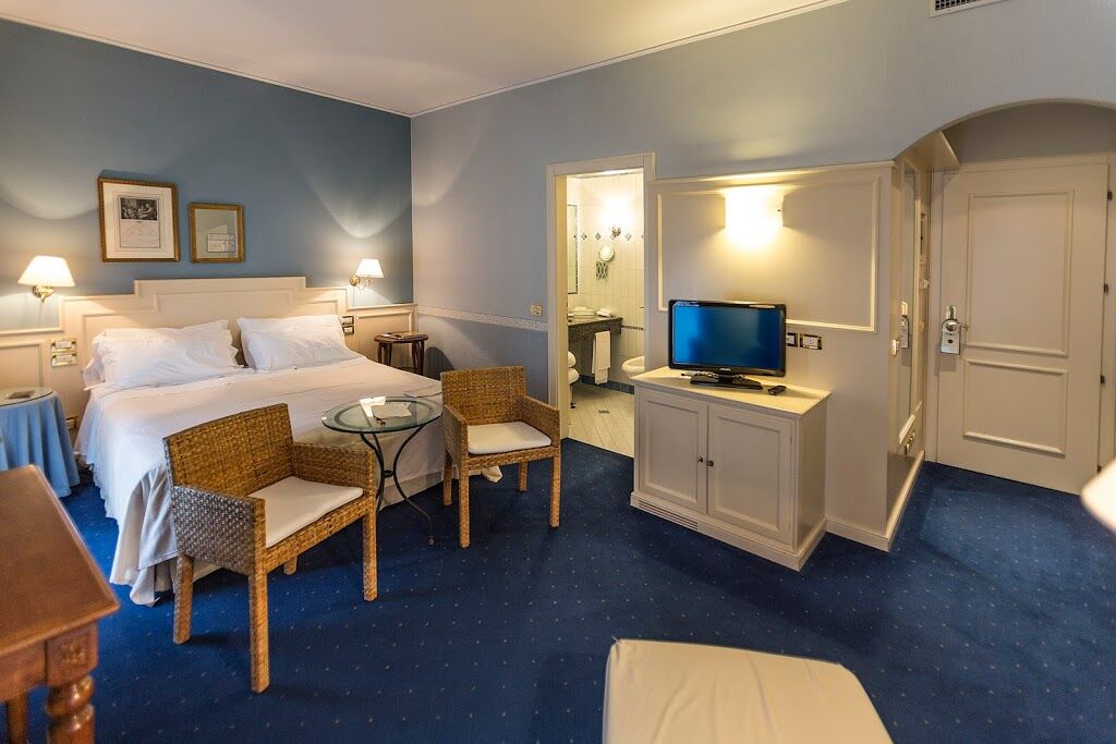 Hotel Regina Adelaide Garda  Esterno foto